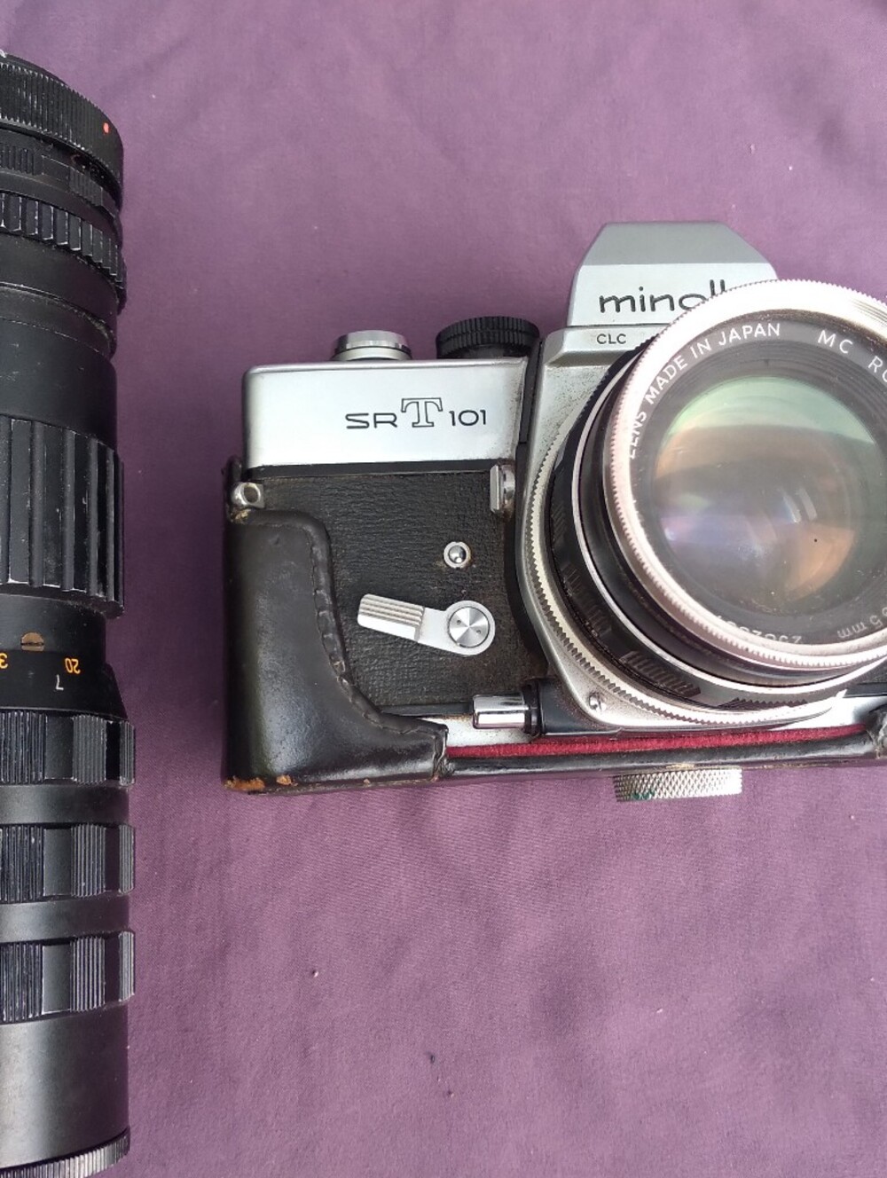 Minolta SR-T 101 35mm Film SLR Camera in Black and Silver